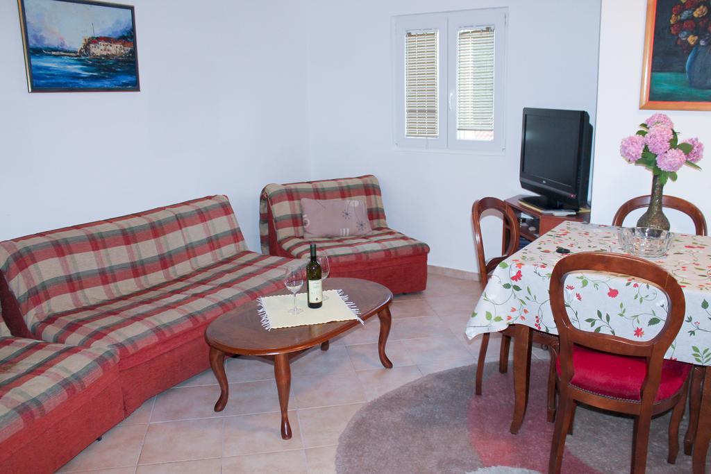 Apartments Djedovic Petrovac Exterior foto